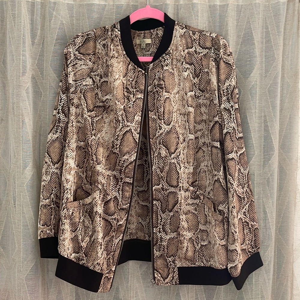 Women’s Bomber Jacket